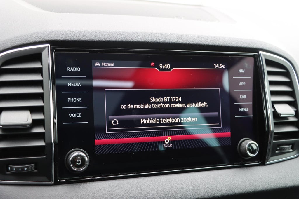 Skoda Karoq 1.5 tsi act sportline business dsg7 150pk