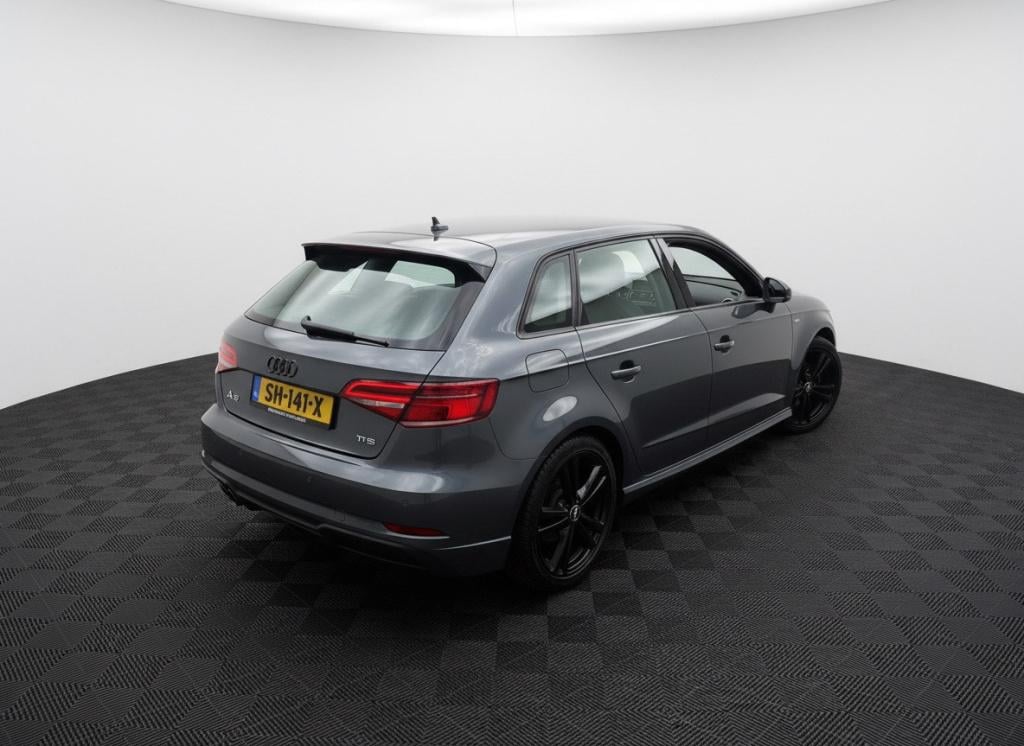 Audi A3 sportback 1.5 tfsi cod sport s line edition automaat