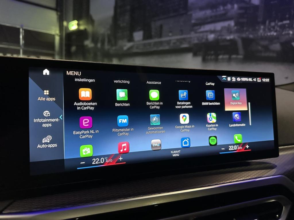 BMW 3-serie 330i m-sport *competitionstoelen*schuifdak*m-sport pro*