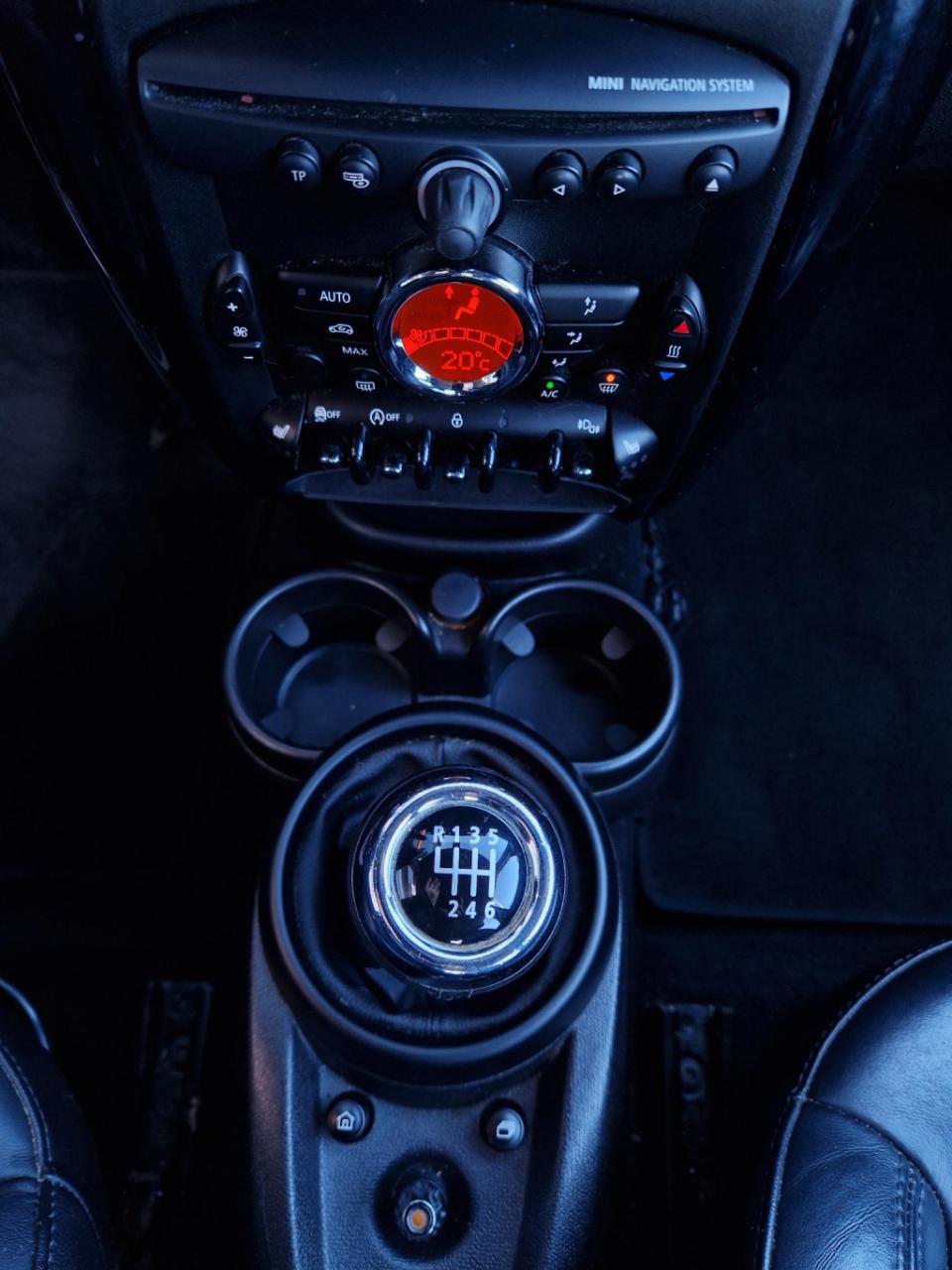 Mini Countryman mini 1.6 cooper knockout edition