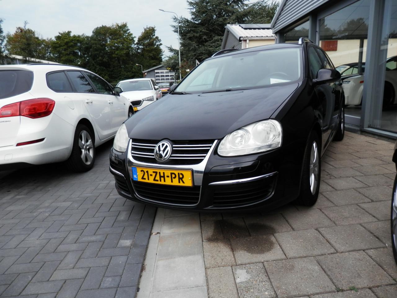 Auto Garant Biedt Aan: Volkswagen Golf Variant 1.4 TSI Trendline Business