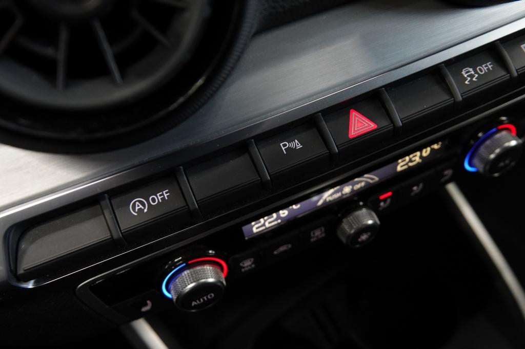 Audi Q2 1.4 tfsi | acc | pdc | stoelverw. |