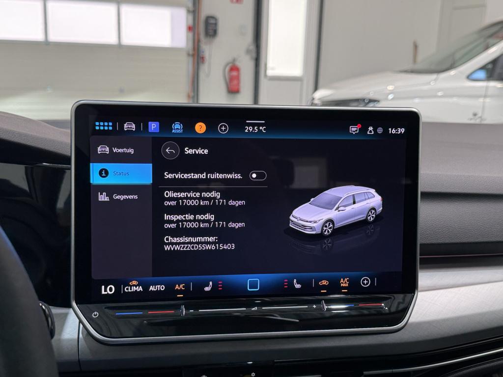 Volkswagen Golf variant 1.5 etsi 150pk dsg style | pano dak