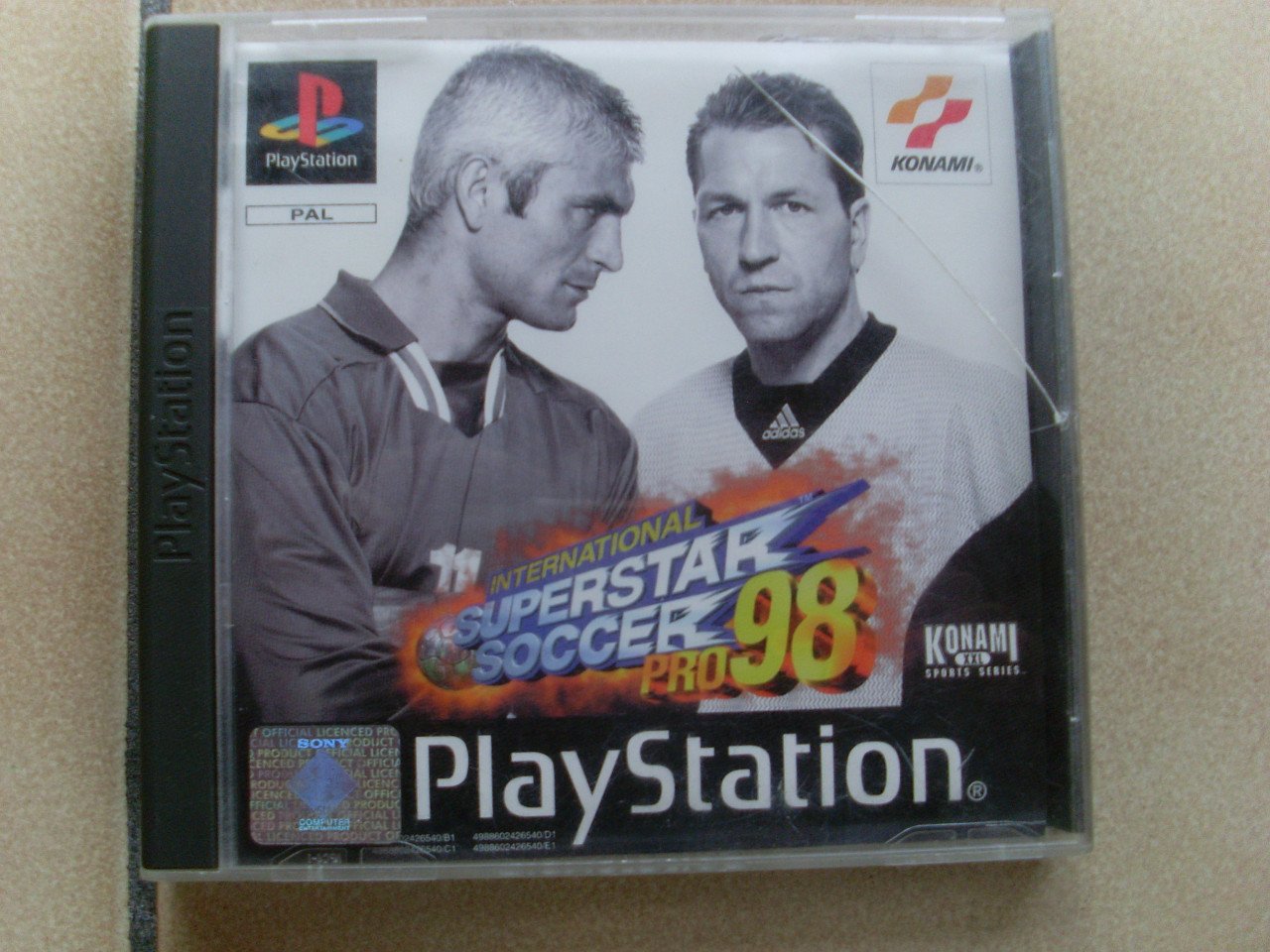 International Superstar soccer pro 98 Playstation