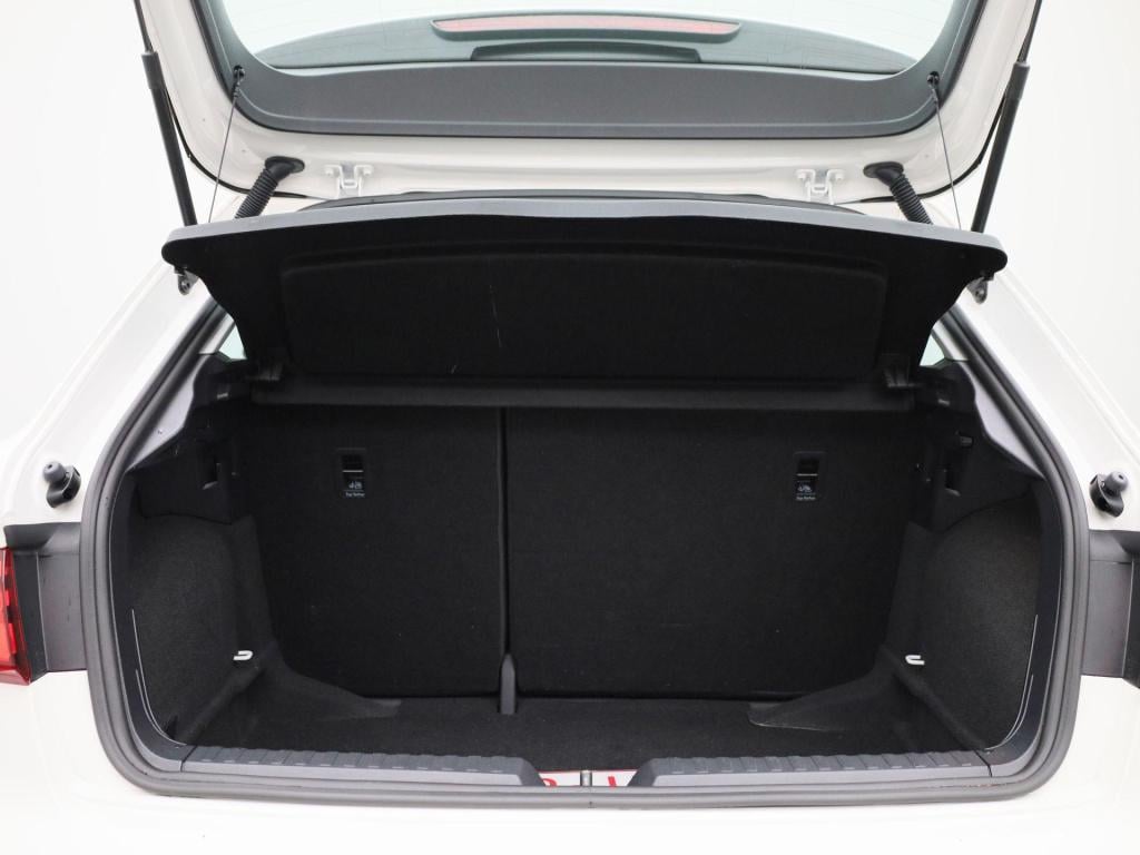 Audi A1 Sportback 25 tfsi pro line | lmv | parkeer sensoren | virtual cockp