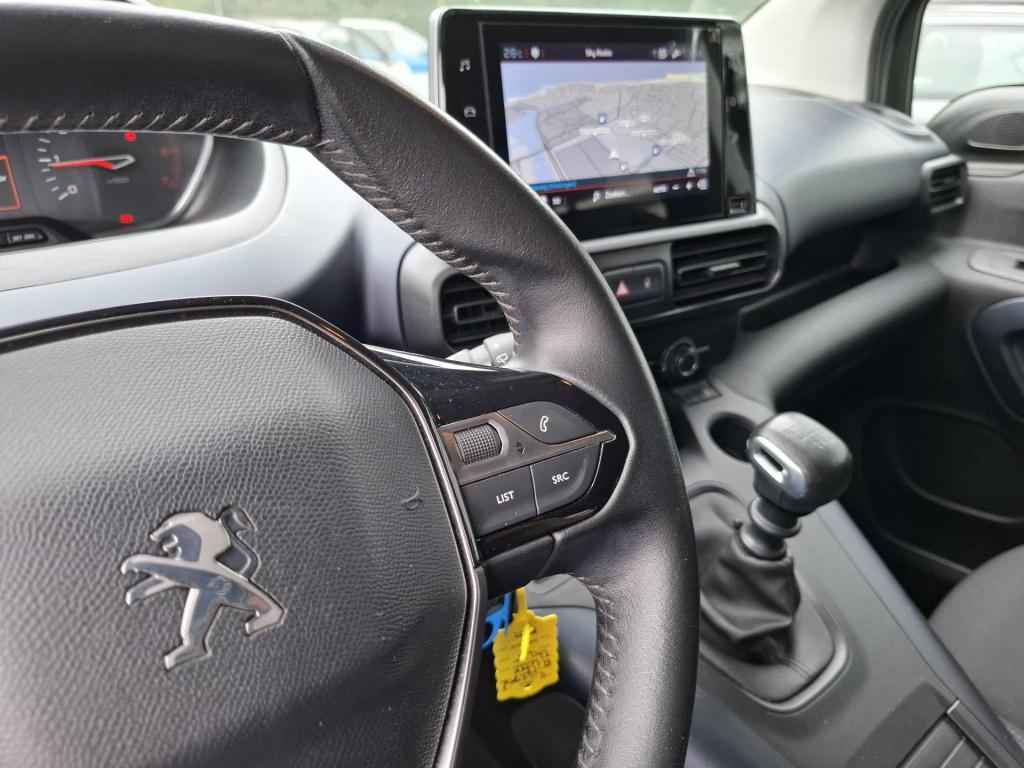 Peugeot Rifter mpv 110 allure navi/cam