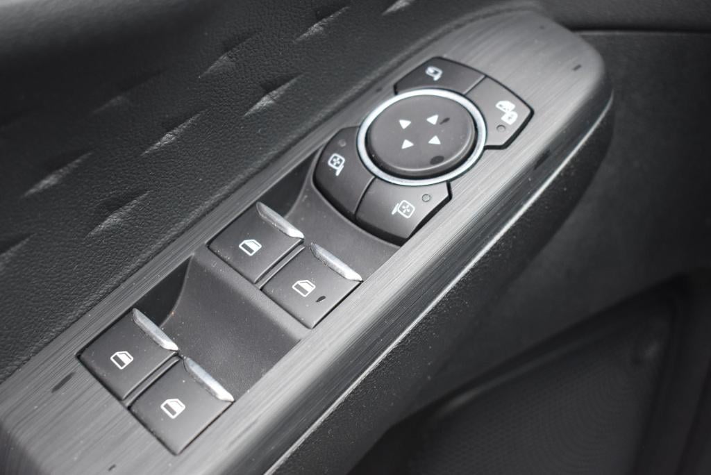 Ford Kuga 2.5 phev titanium x | climate control | adaptive cruise control |