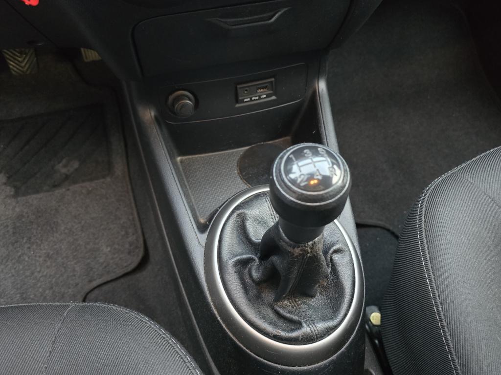 Hyundai I 20 1.2i business edition | radio | trekhaak