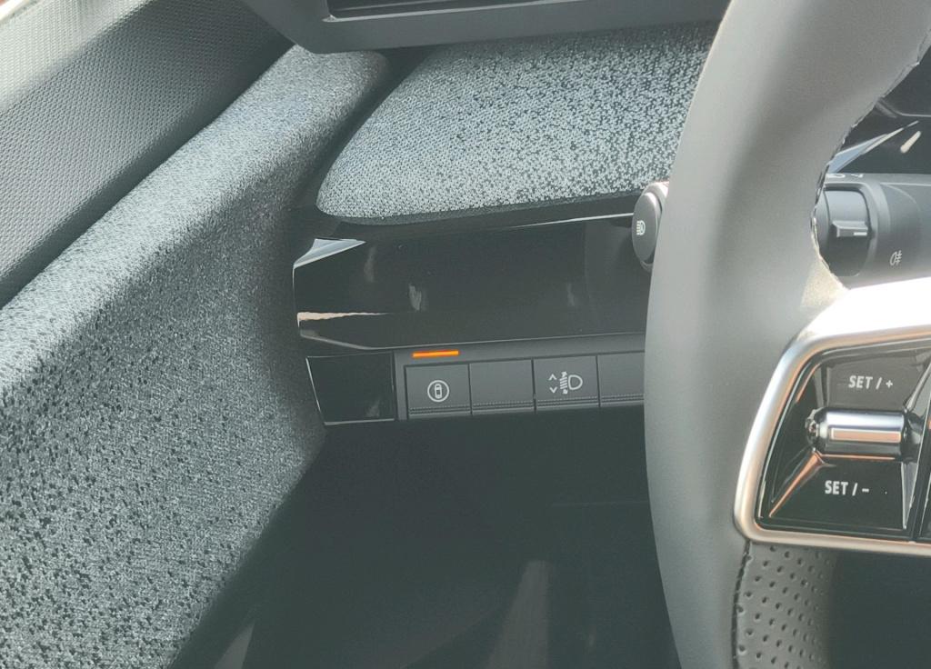 Renault Clio 1.8 hybrid 160 techno - lichtmetalen wielen 18"