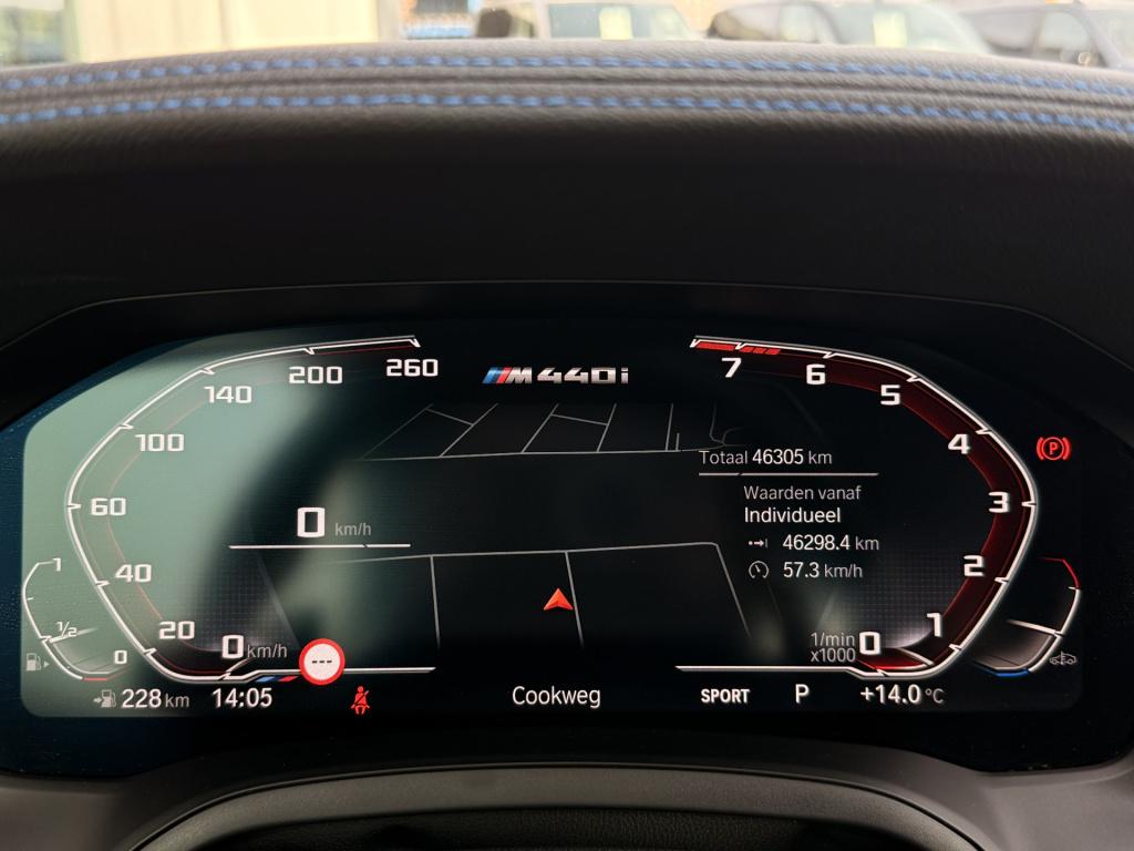 BMW 4 Serie cabrio m440i xdrive | head-up | harman/kardon | leder | 360 cam