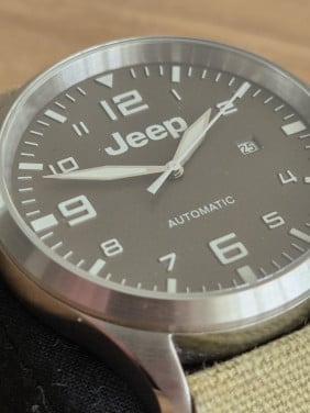 Jeep automatic horloge.