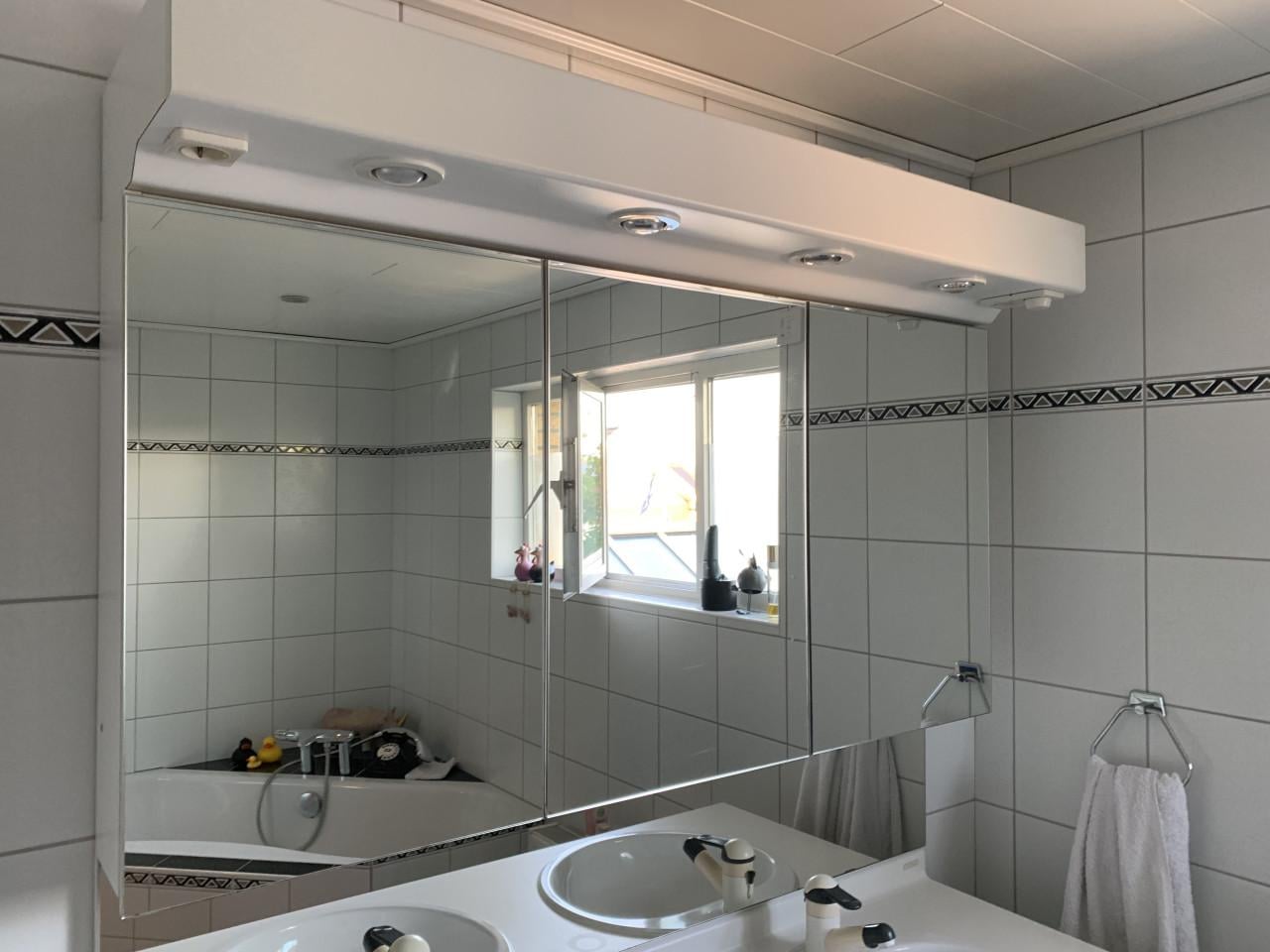 Badkamermeubel te koop
