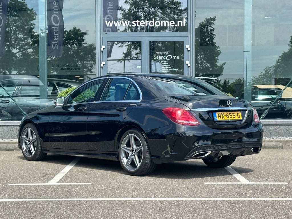 Mercedes-Benz C-Klasse 180 amg sport edition l trekhaak l stoelverwarming l