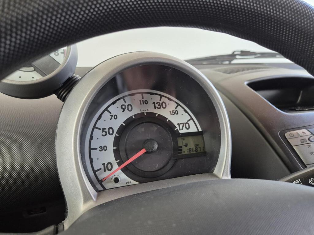 Peugeot 107 1.0-12v xr origineel nl / 5-deurs / airco