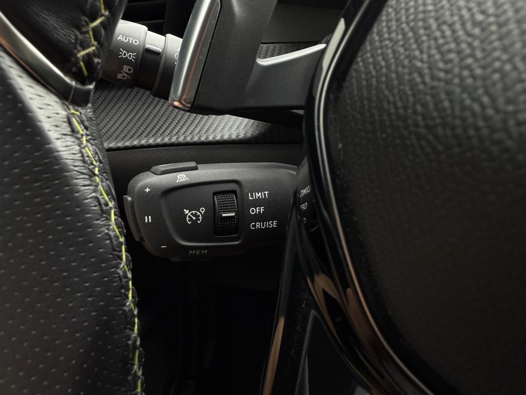 Peugeot 208 1.2 puretech gt pack - parelmoer - leer - pano -