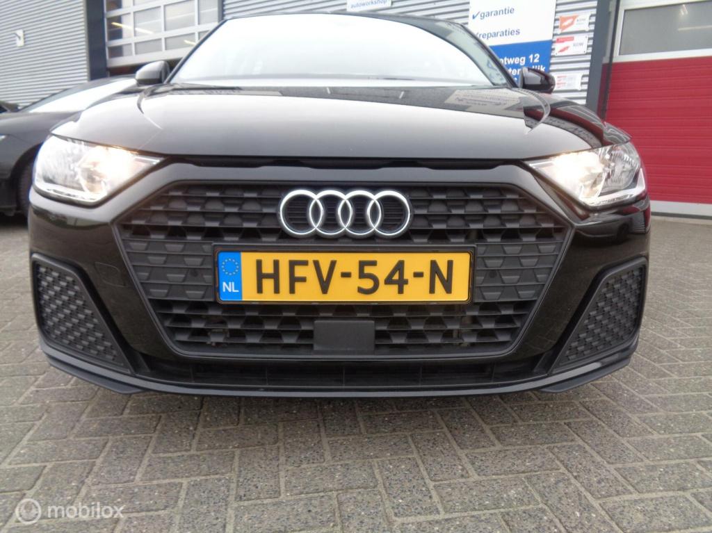 Audi A1 Sportback 30 tfsi 115pk automaat/airco/ecc/carplay/lm velgen/pdc