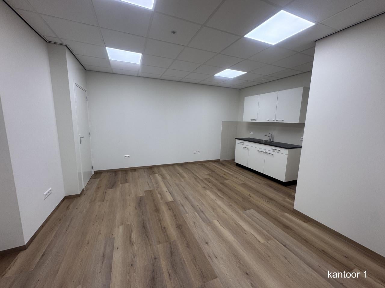Kantoorruimtes te huur – Badhuisstraat 70, Vlissingen