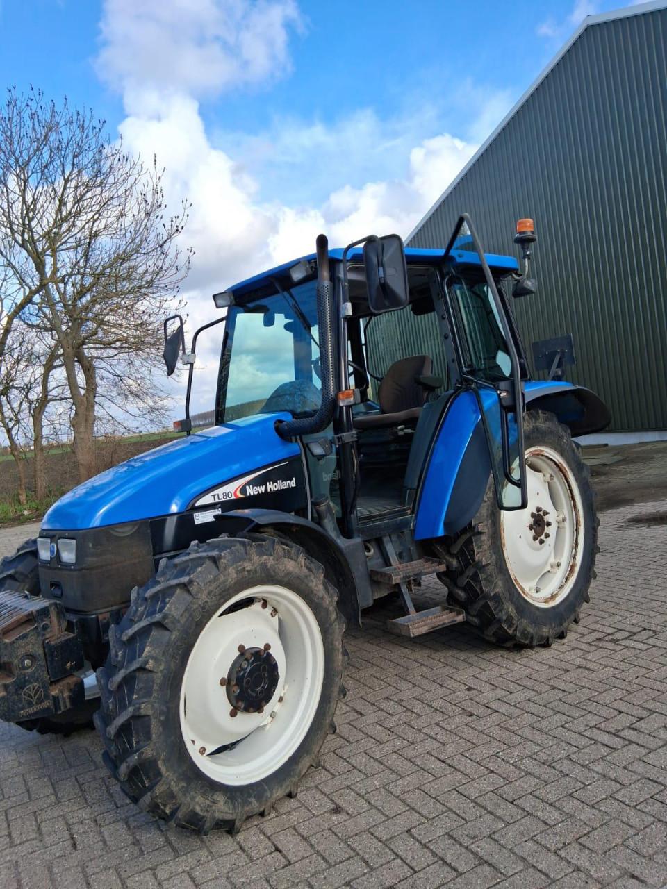 New holland tl 80 a
