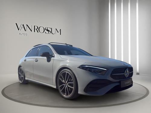 Mercedes-Benz A-Klasse 180 amg line | pano | sfeer | stoelverw. | camera | 