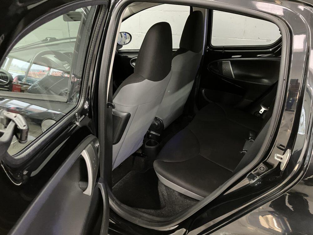 Toyota Aygo 1.0 VVT-i Now