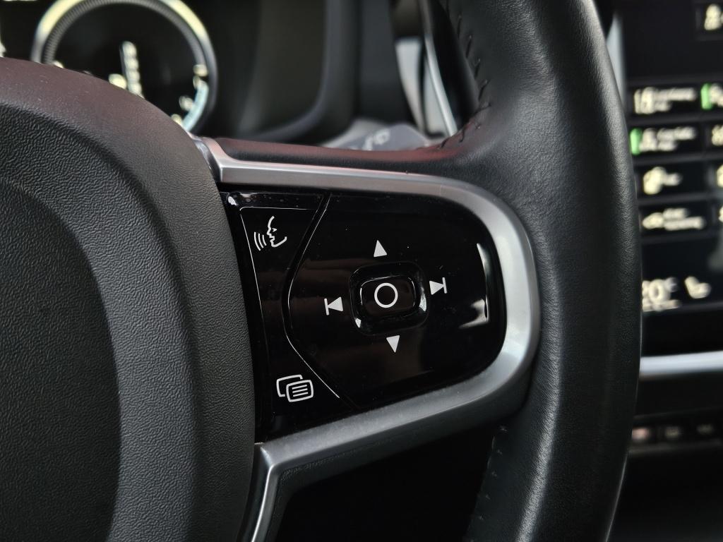 Volvo V60 2.0 t8 twin engine awd inscription | pano | elek. trekhaak