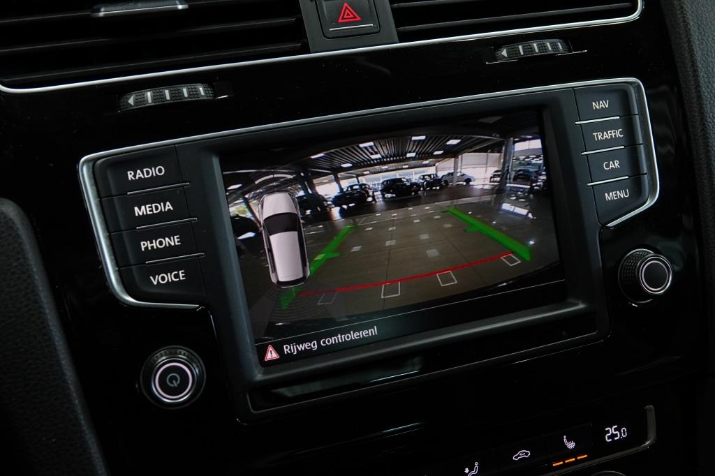Volkswagen Golf 1.4 tsi | acc | camera | pdc | 19' |