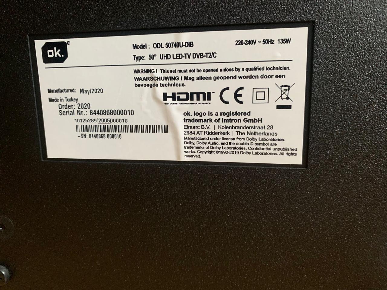 Smart TV 50 inch incl kast.