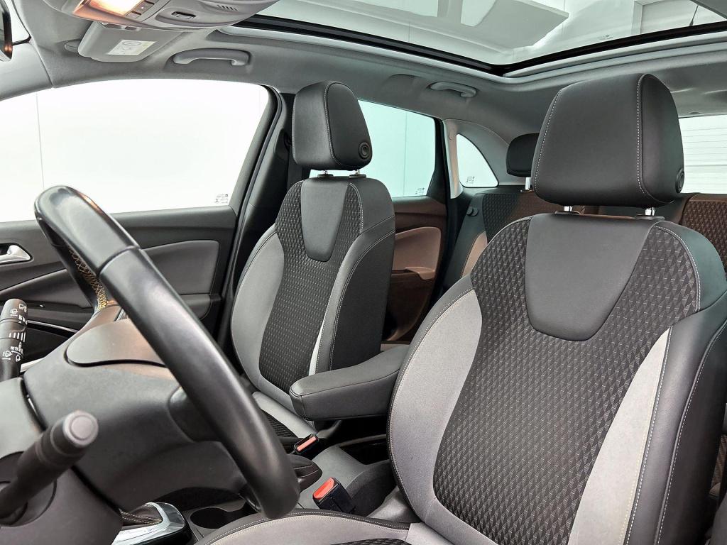 Opel Crossland X 1.2 turbo innovation | trekhaak | achteruitrijcamera | lag