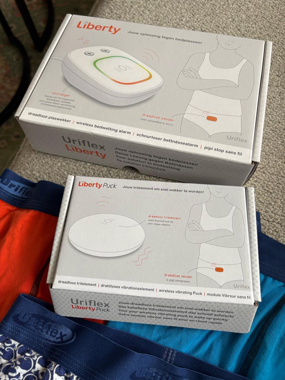 Uriflex Liberty plaswekker + trilelement + 3 broekjes mt 164