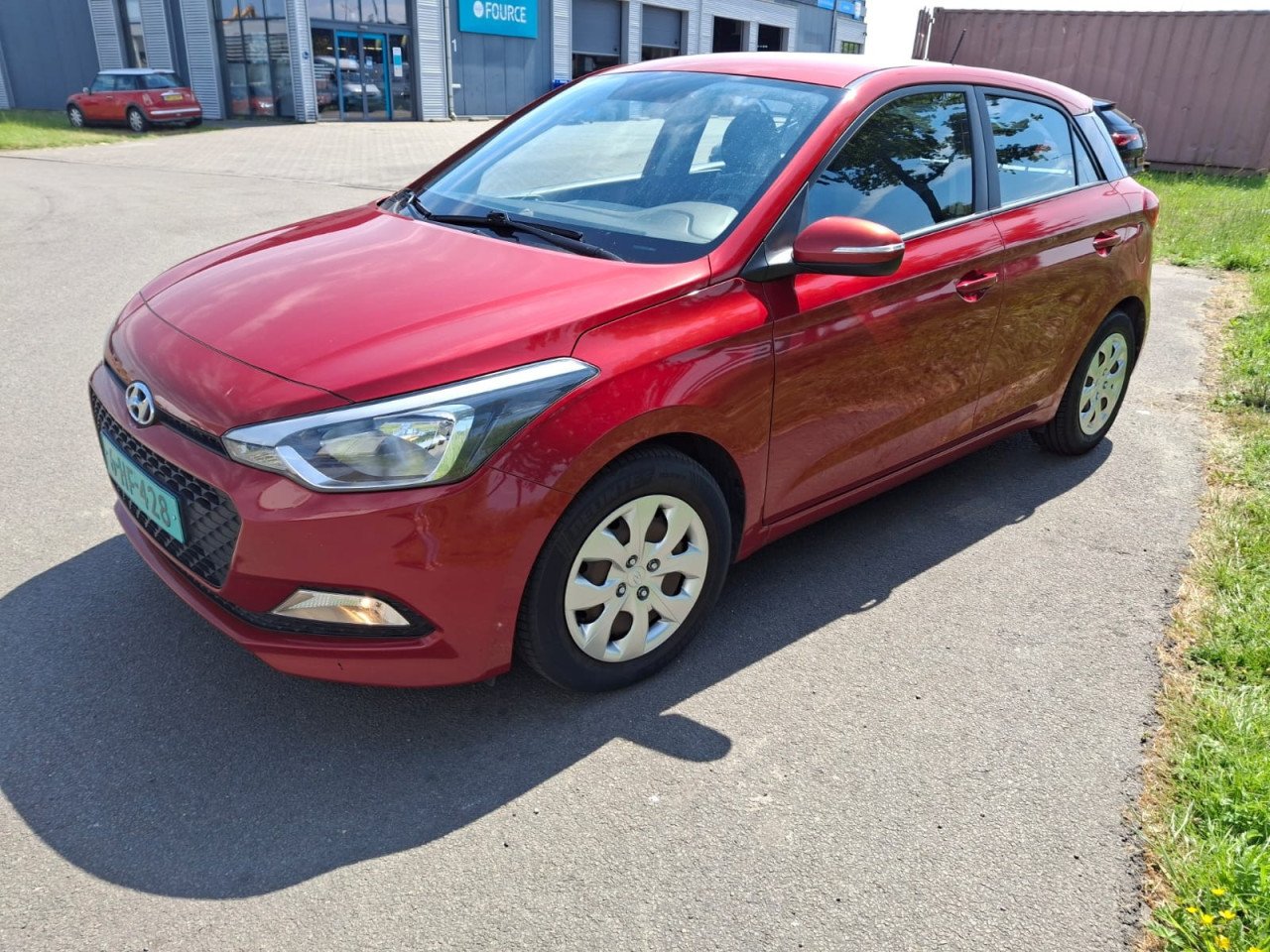 Hyundai i 20 bj 2016  6750 euro