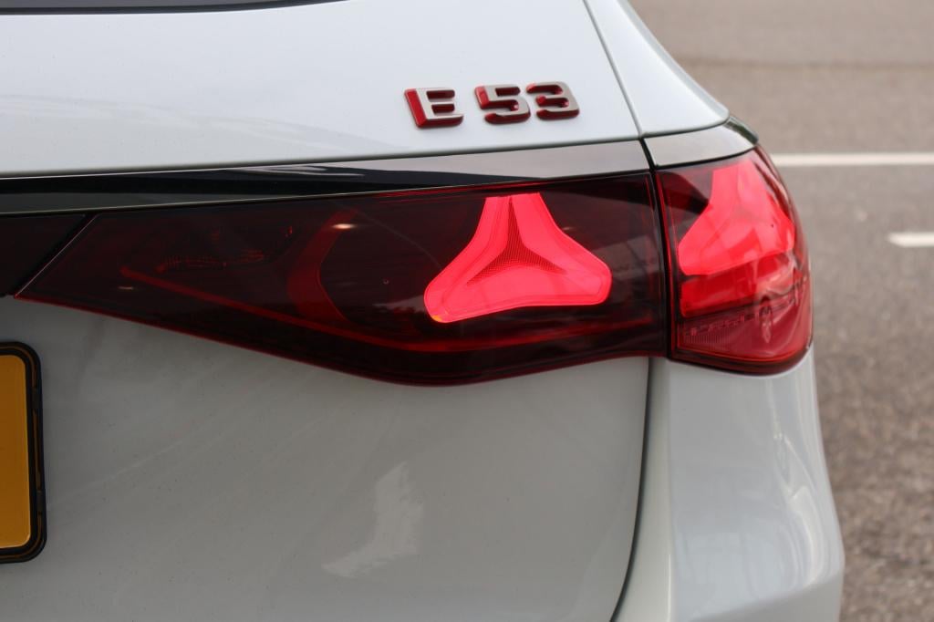 Mercedes-Benz E-Klasse estate amg 53 4matic+ night edition l hyperscreen l