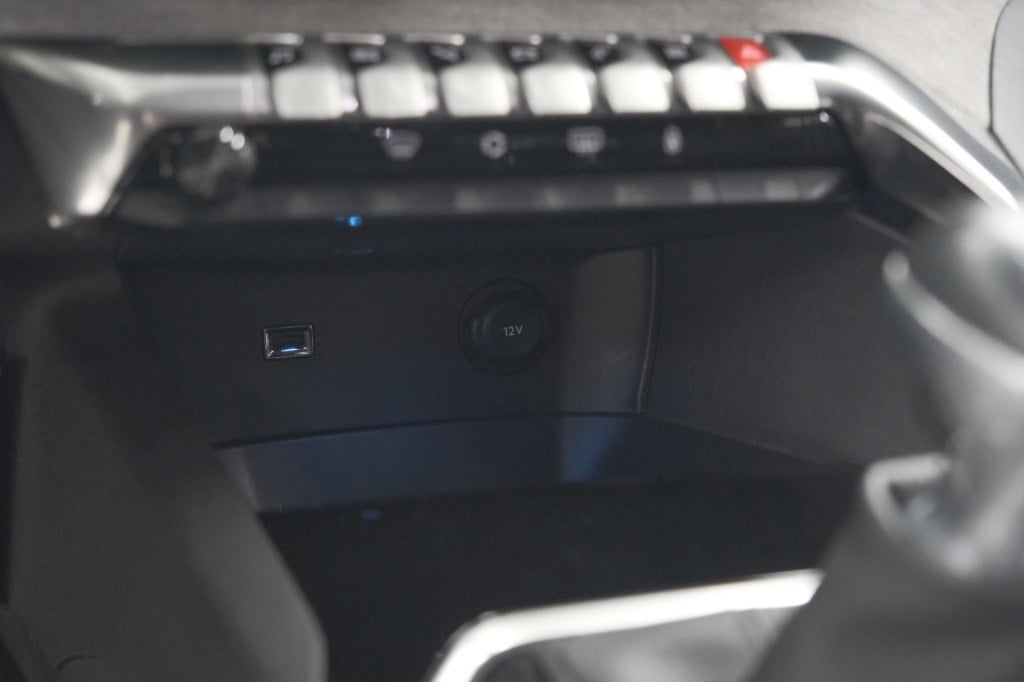 Peugeot 5008 puretech 130 gt | camera | adaptieve cruise control | dodehoek