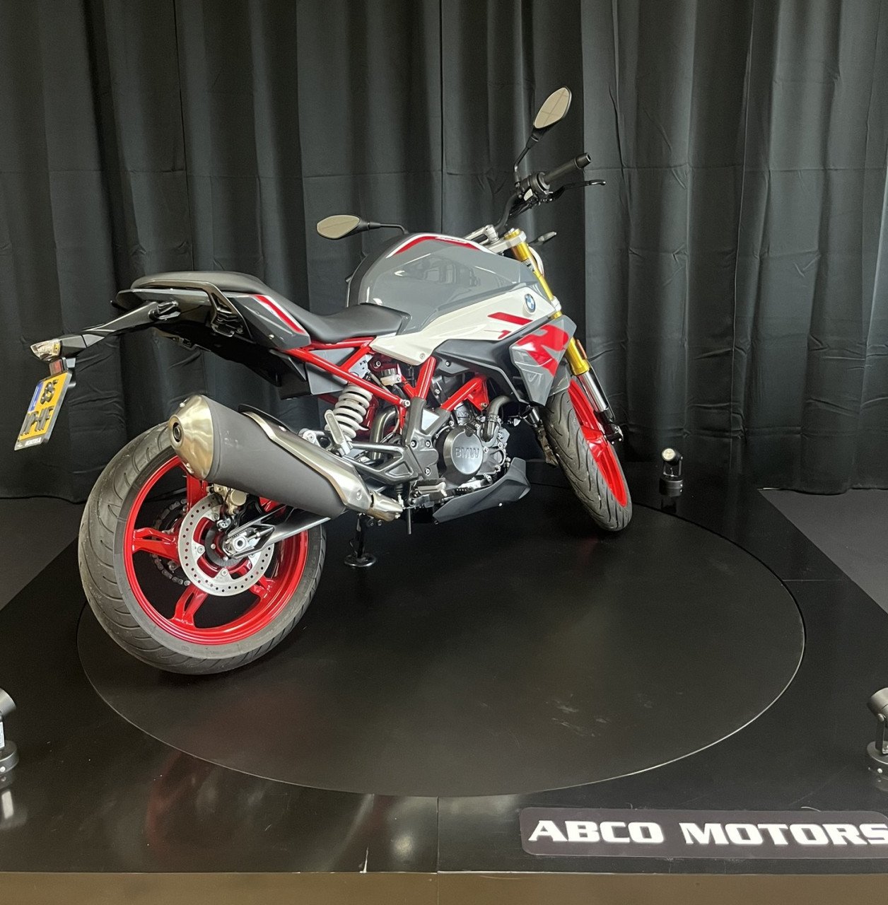 BMW G310R (A2 rijbewijs)
