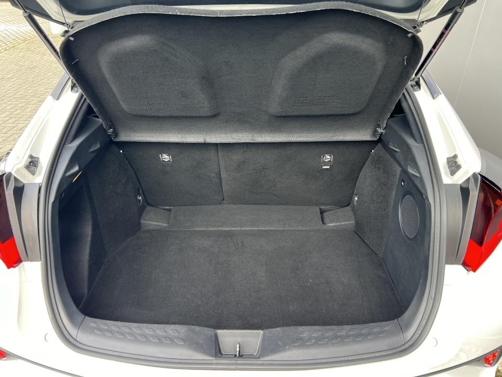 Toyota C-hr 1.8 hybrid style