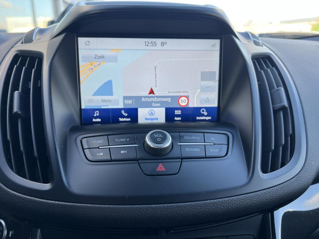 Ford Kuga 1.5 ecoboost 150pk 2wd st line , trekhaak , winterpack