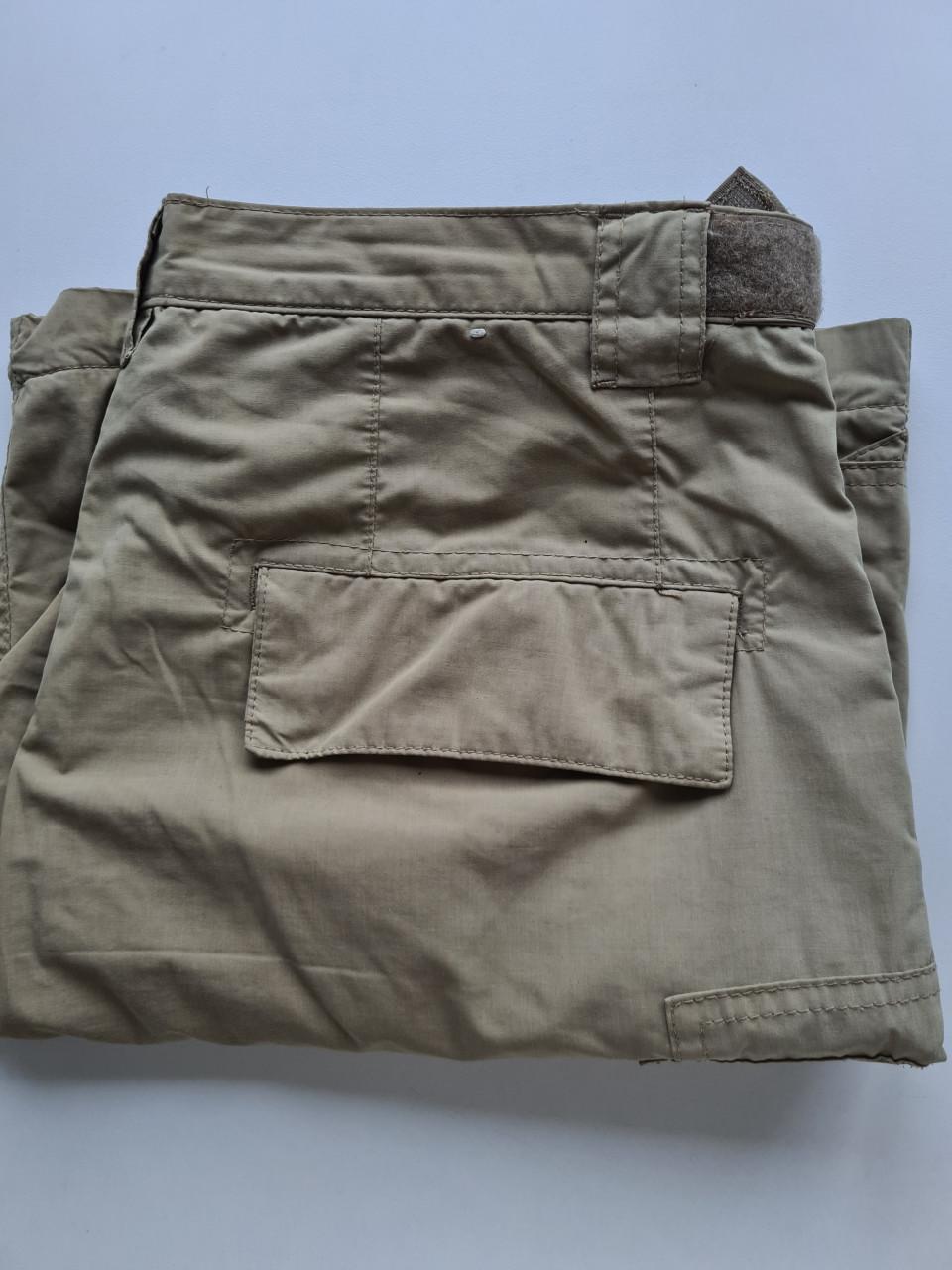 Kaki groene korte broek van LifeLine Maat 50 / L