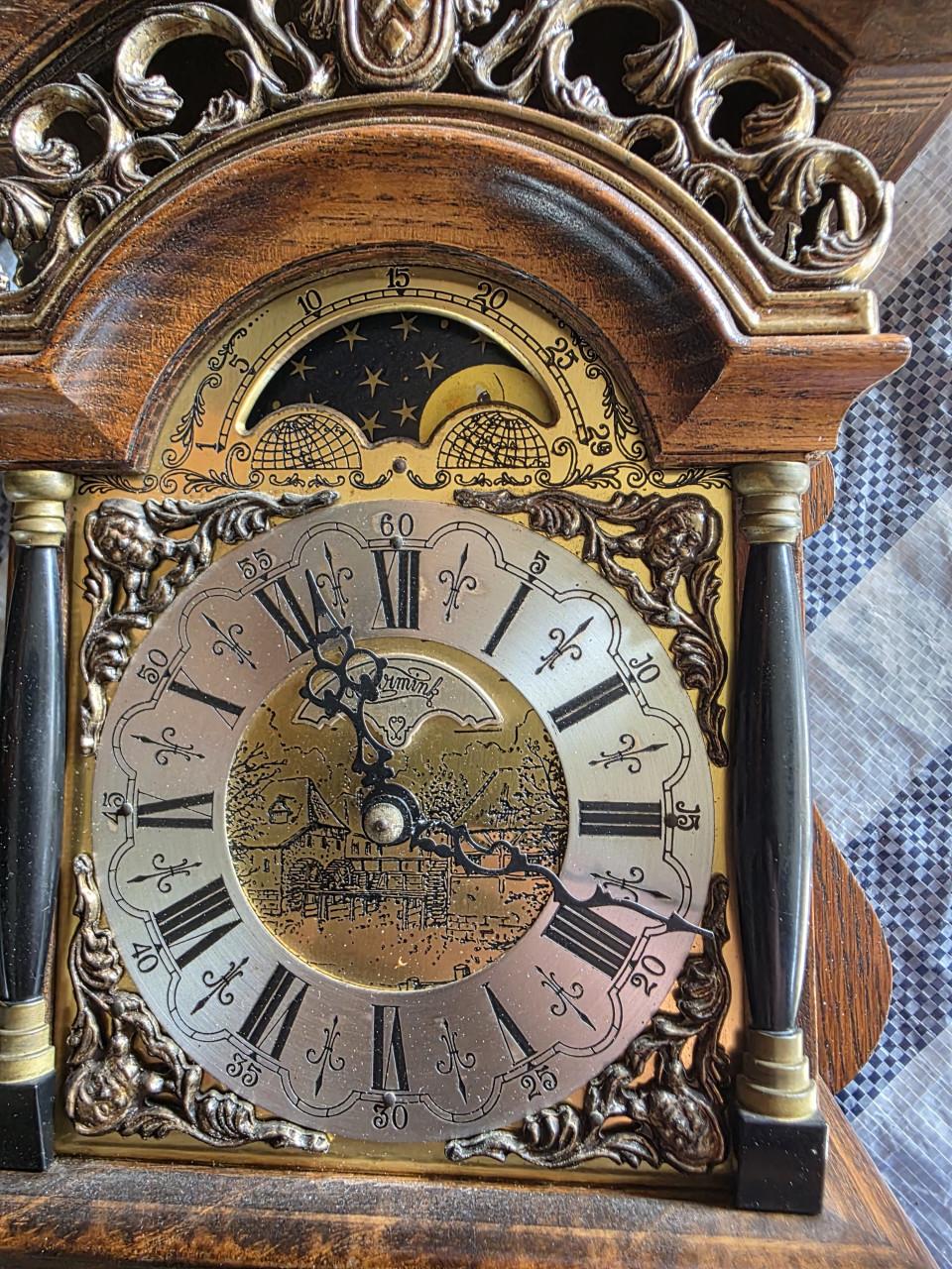 Vintage Sallander wandklok, geproduceerd Nederlandse klokkenfabriek Warmink