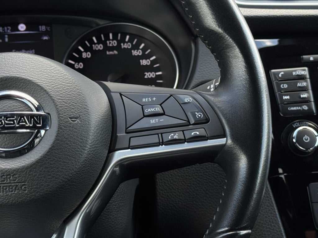 Nissan Qashqai 1.2 tekna + trekhaak, bose audio + nappa leder