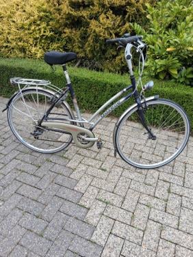 Sportieve damesfiets 21 versnellingen.