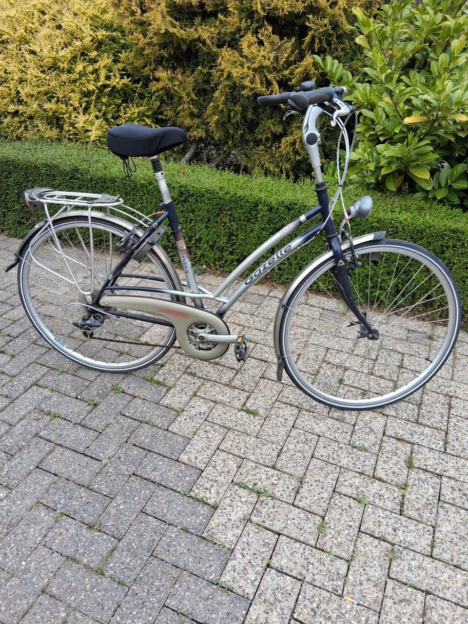Sportieve damesfiets 21 versnellingen.