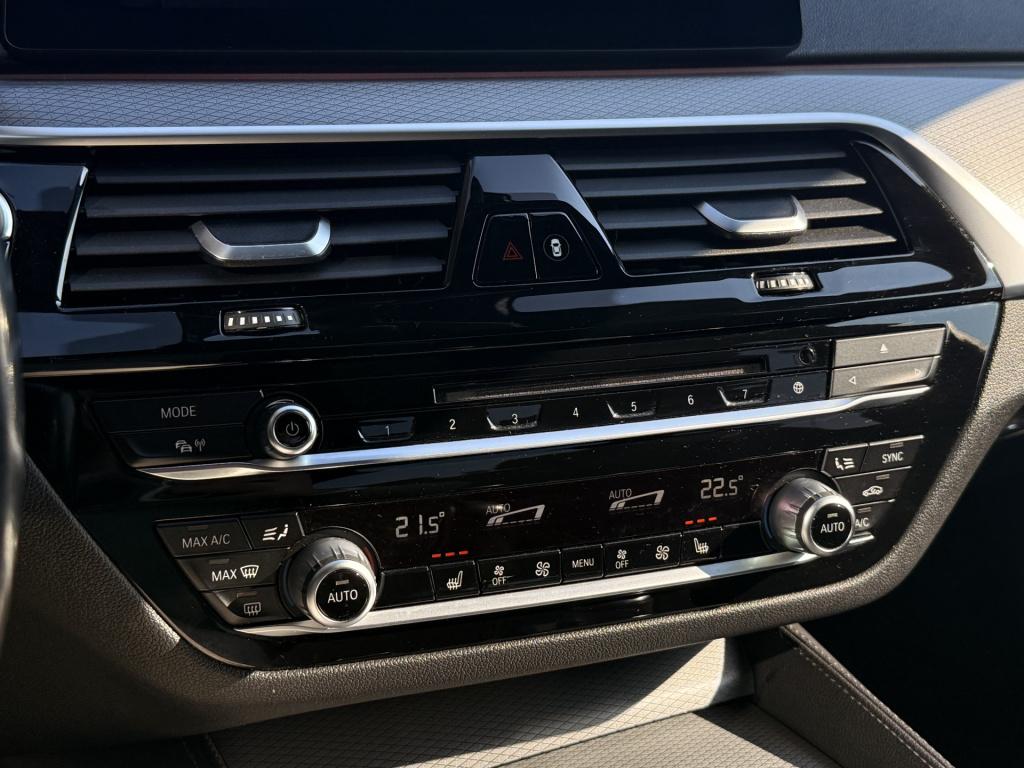 BMW 5 Serie 520i m-sport high executive | led | navi | cruise | achteruitri
