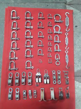 Te koop kistje rvs sluitingen en div