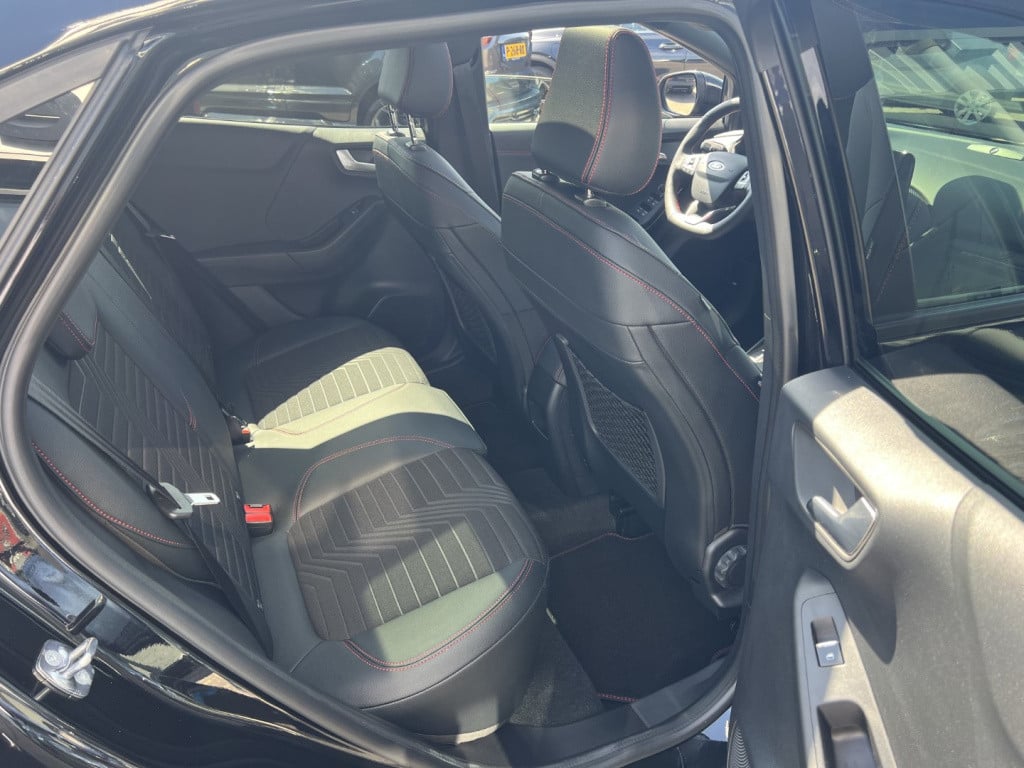 Ford Puma 1.0i ecoboost hybrid 155pk automaat st-line x , panodak , adaptiv