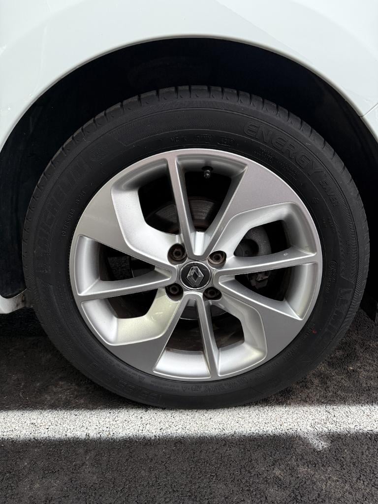 Renault Clio 0.9 - limited