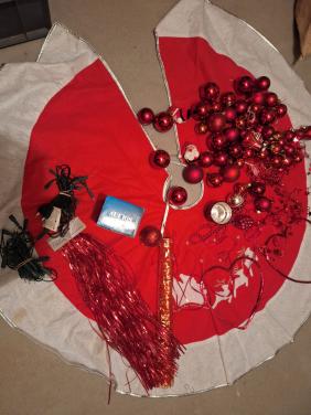 Rode kerstspullen met lampjes