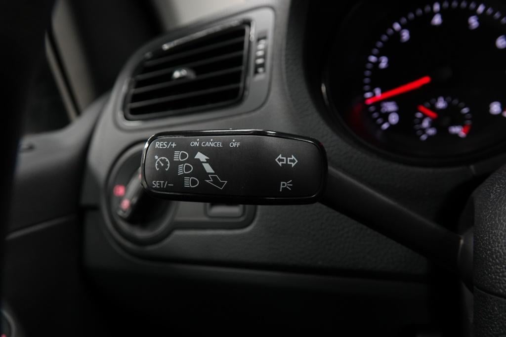 Volkswagen Polo 1.0 comfortline | 17" | cruise | stoelverw. |