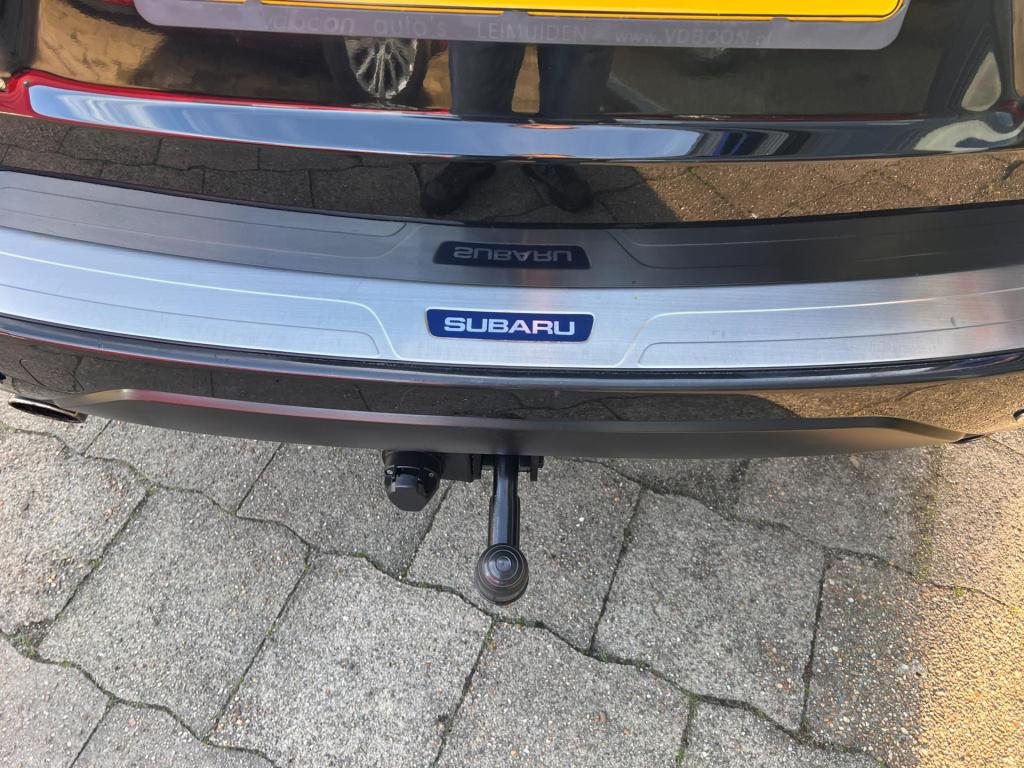 Subaru Forester 2.0 xs 40 year edition, panodak, trekhaak enz...