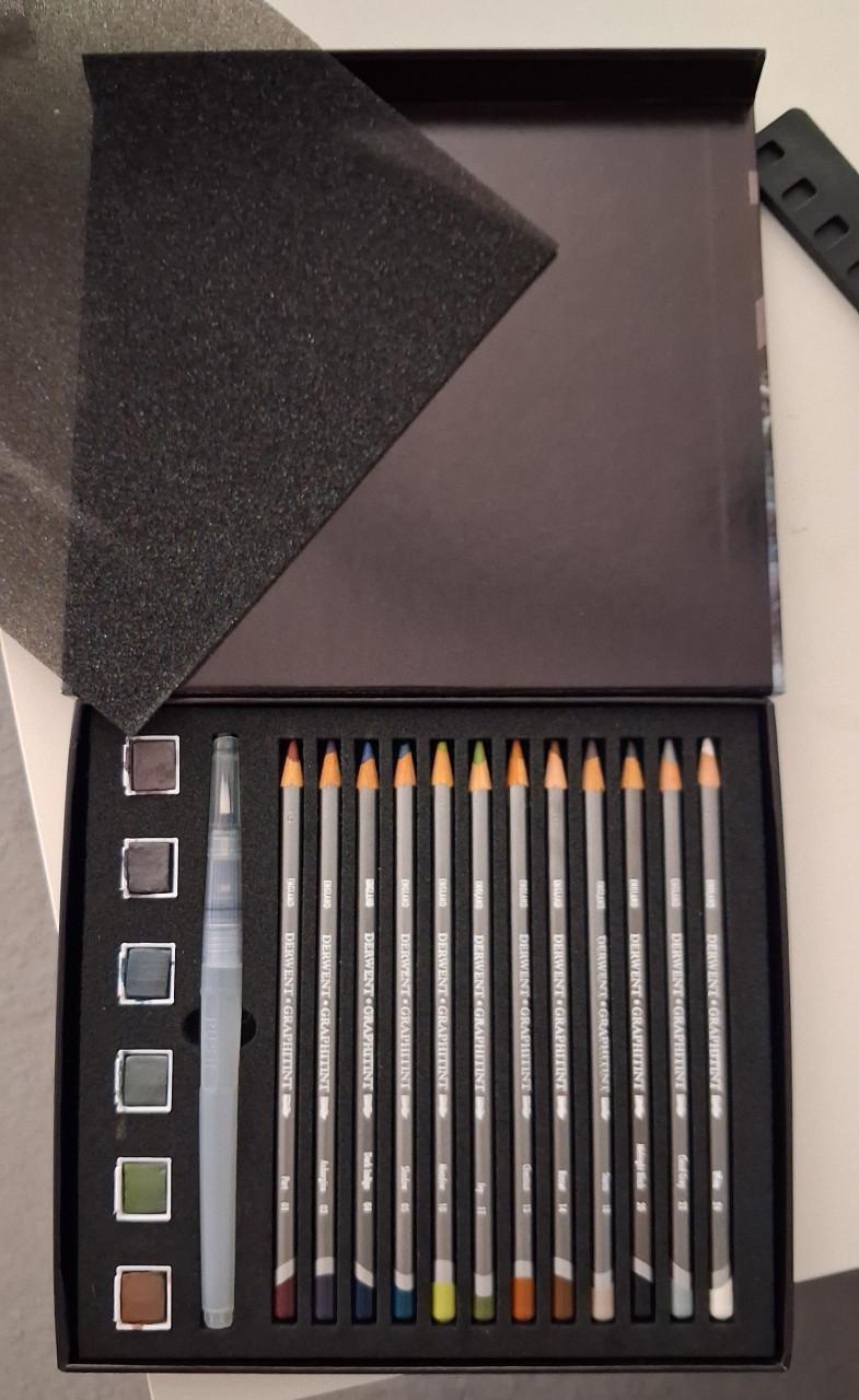 19 delige set derwent graphitint
