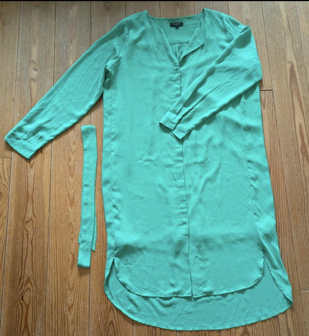 Shirtjes, blouses, hempjes en jurken (23 stuks)