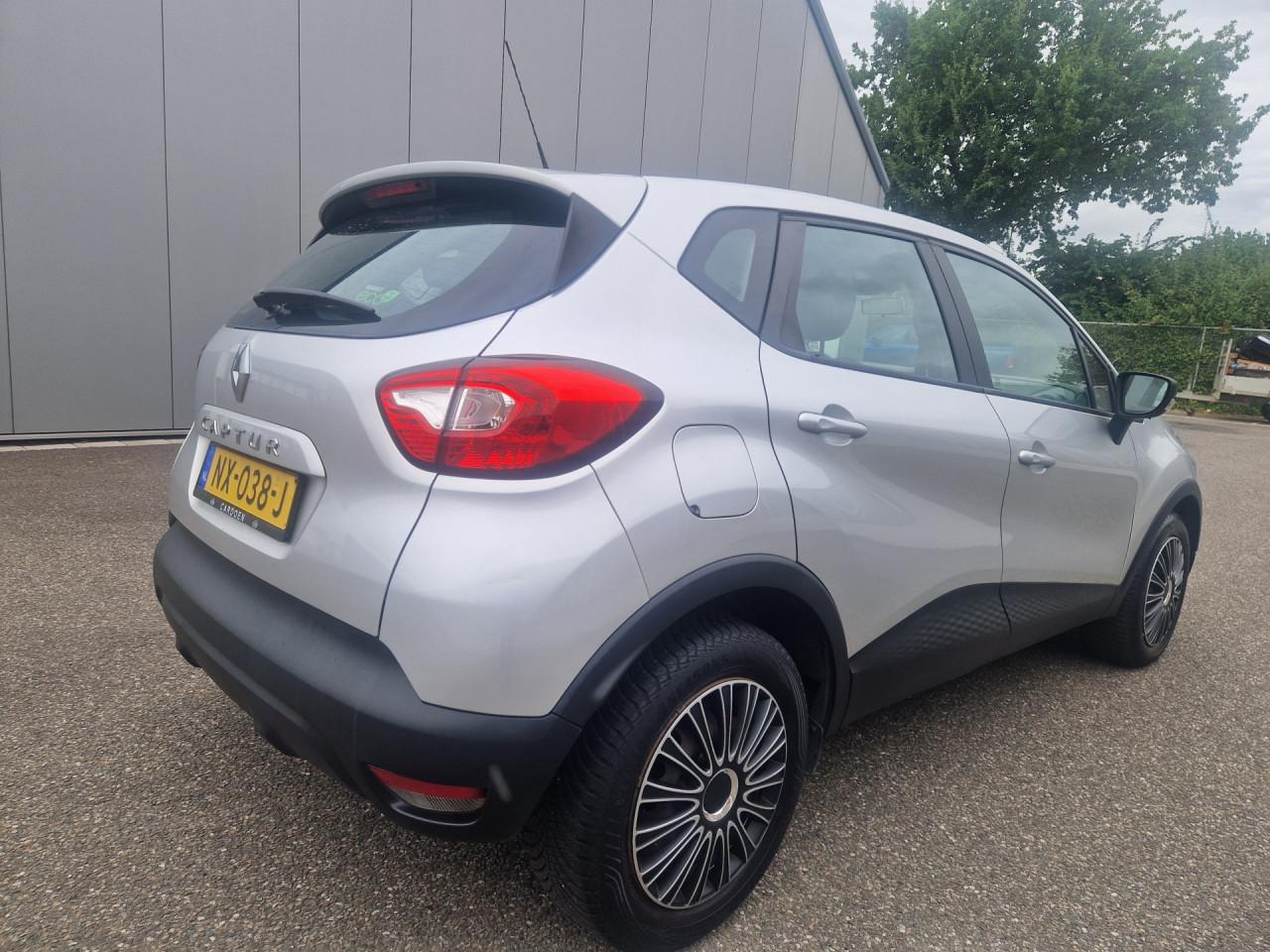 Renault Captur 0.9 TCe Authentique